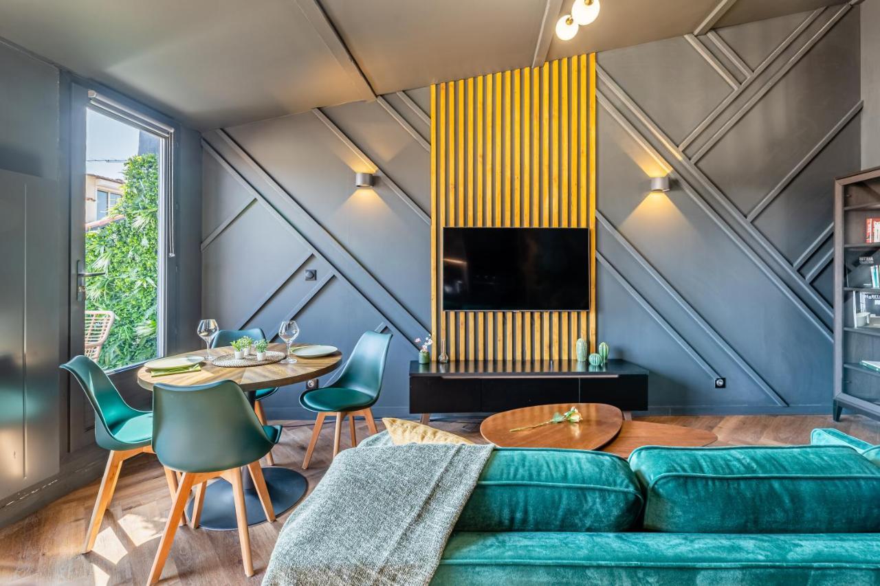 Loft En Ville - Duplex Terrasse Coeur Historique Avec Vue Degagee & Parking Souterrain Offert La Ciotat Exterior foto